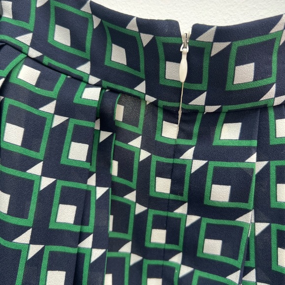J. Crew Sz 10 A-line Skirt w/ Blue,Green, and White Geometric Pattern - Picture 6 of 8
